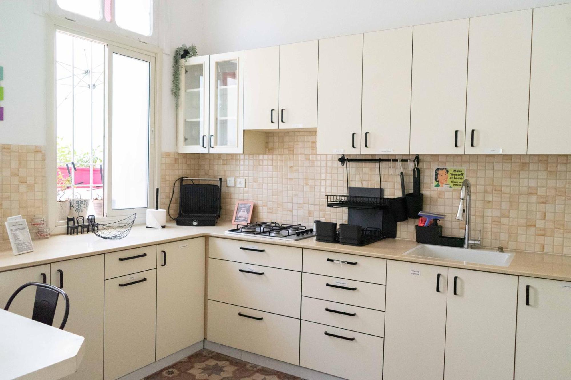 Ajami Guest House Tel Aviv Bagian luar foto